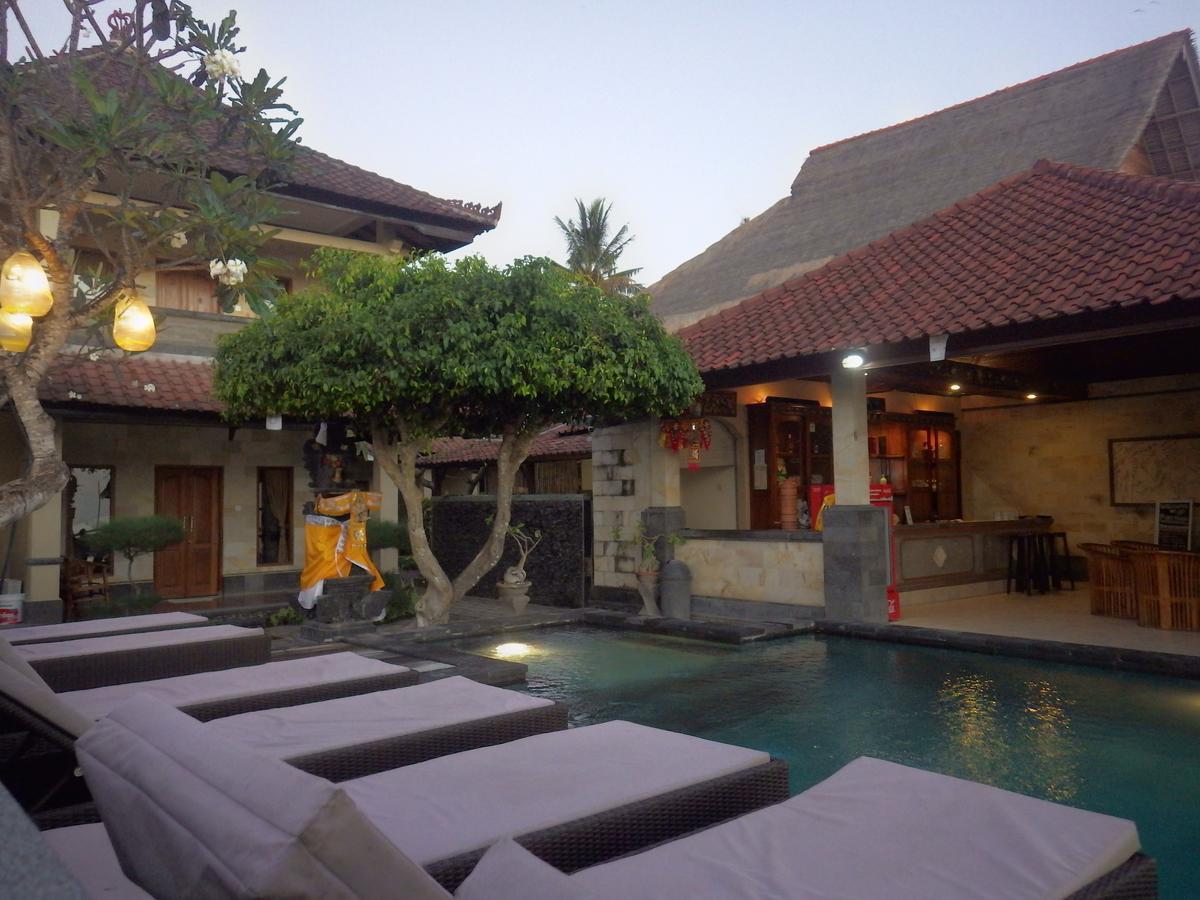 Puri Nusa Beach Hotel Nusa Lembongan  Exterior photo