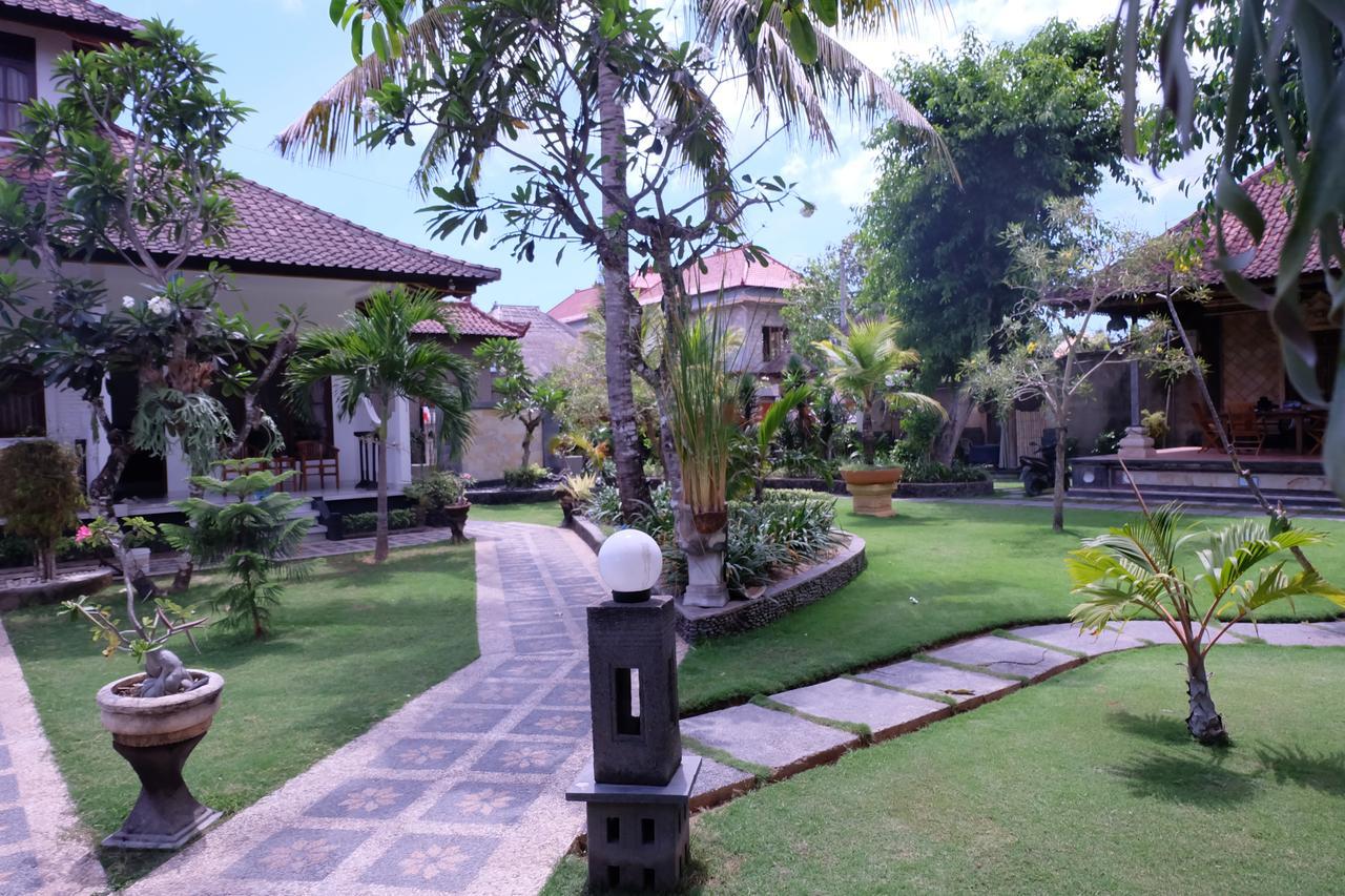 Puri Nusa Beach Hotel Nusa Lembongan  Exterior photo