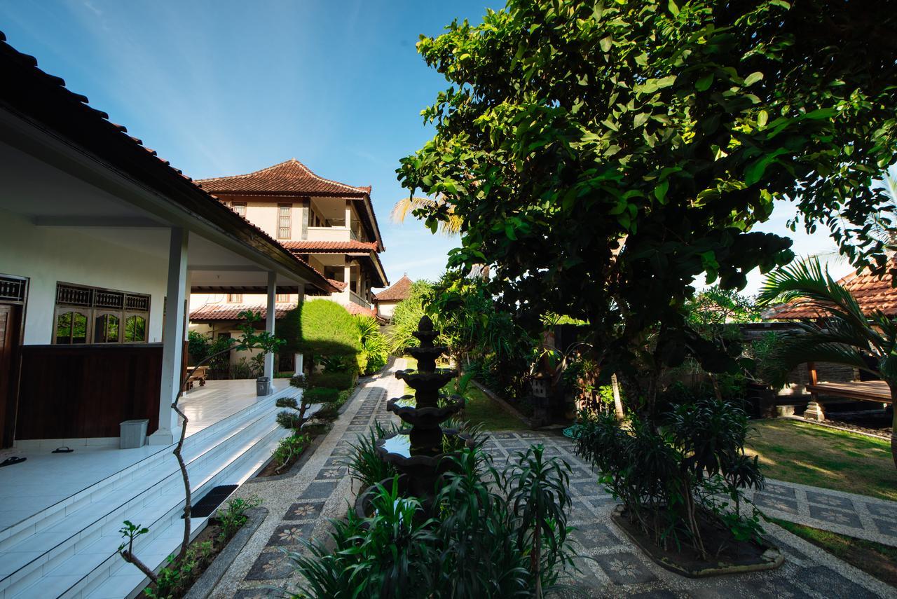 Puri Nusa Beach Hotel Nusa Lembongan  Exterior photo