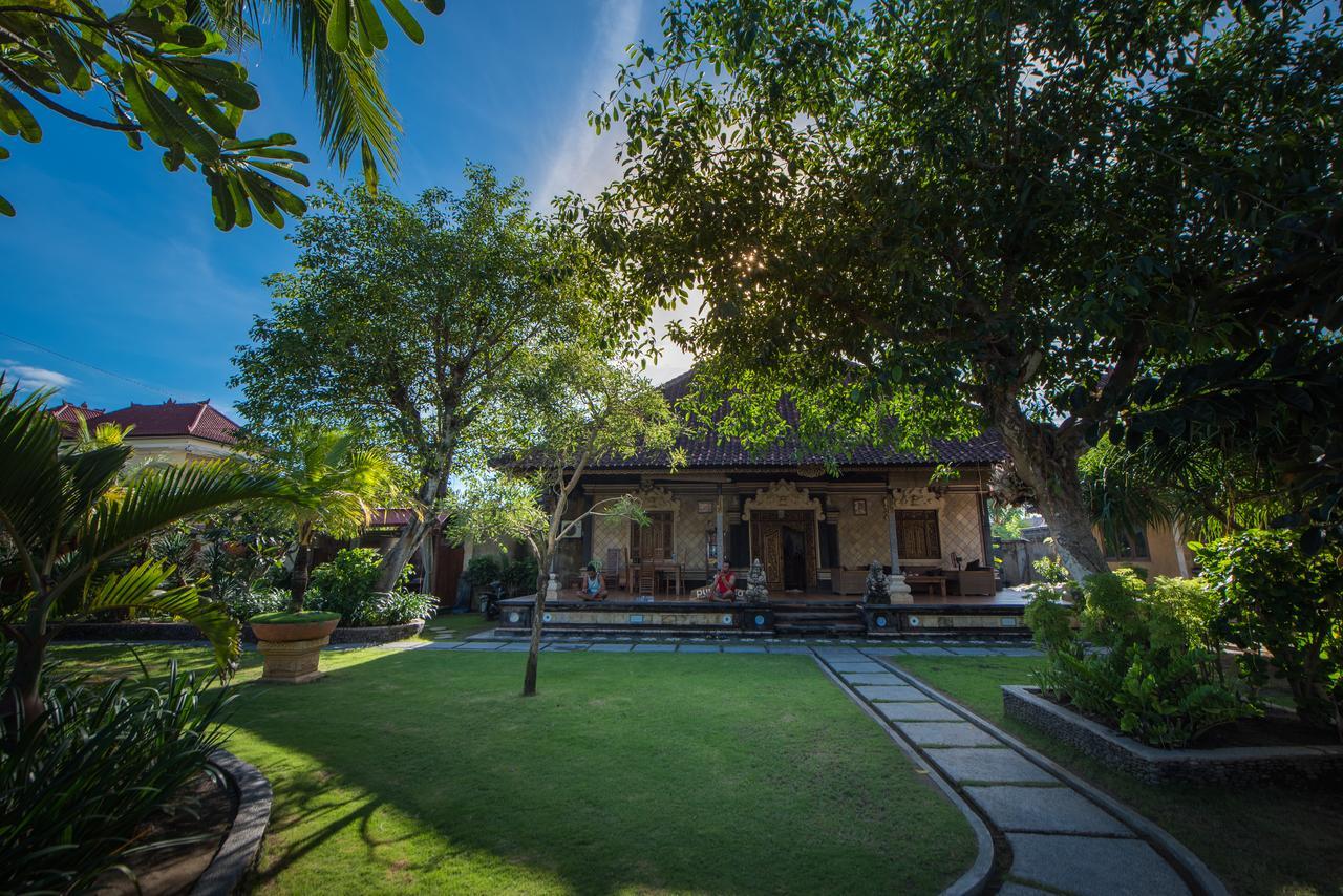 Puri Nusa Beach Hotel Nusa Lembongan  Exterior photo